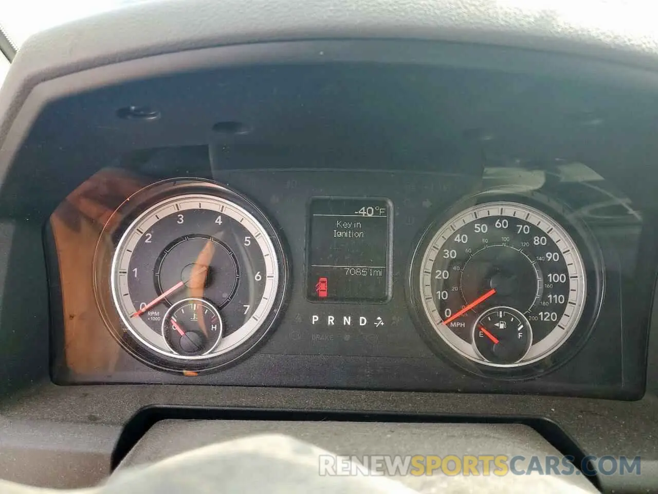 9 Photograph of a damaged car 1C6RR6FT8KS723658 RAM 1500 2019