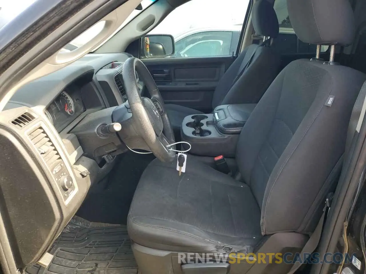7 Photograph of a damaged car 1C6RR6FT9KS540396 RAM 1500 2019