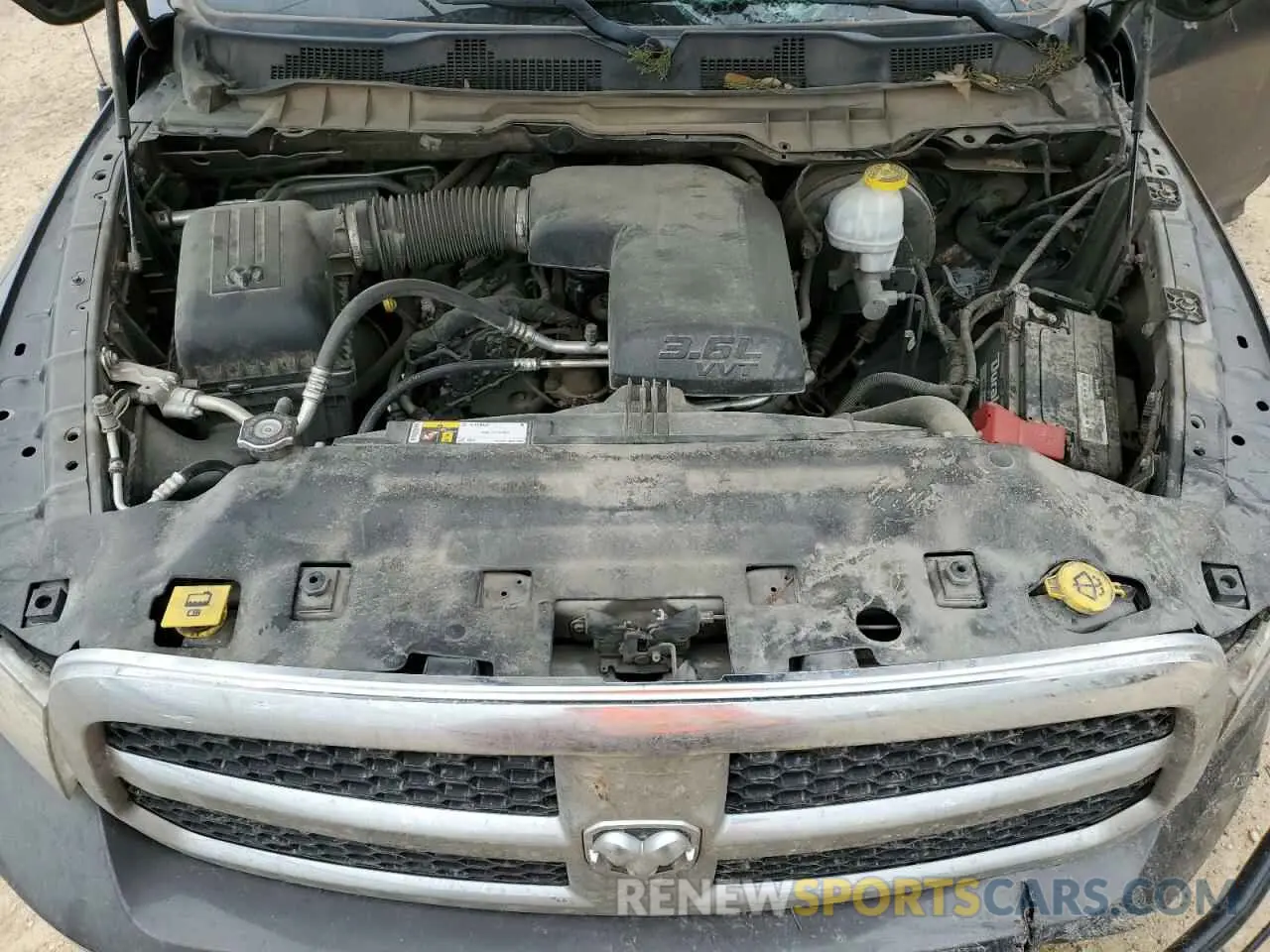 11 Photograph of a damaged car 1C6RR6KG1KS620140 RAM 1500 2019
