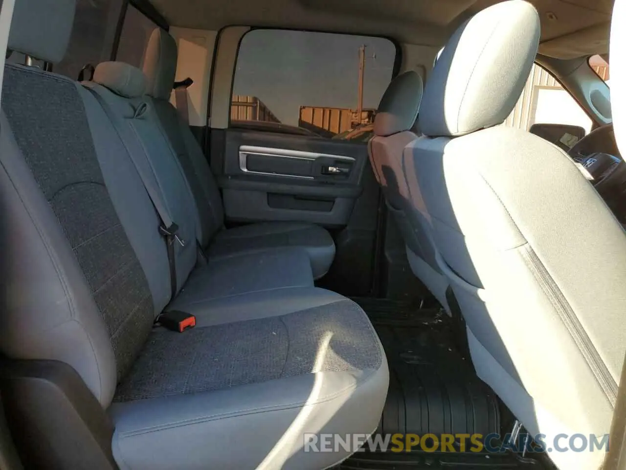 10 Photograph of a damaged car 1C6RR6LT0KS622313 RAM 1500 2019