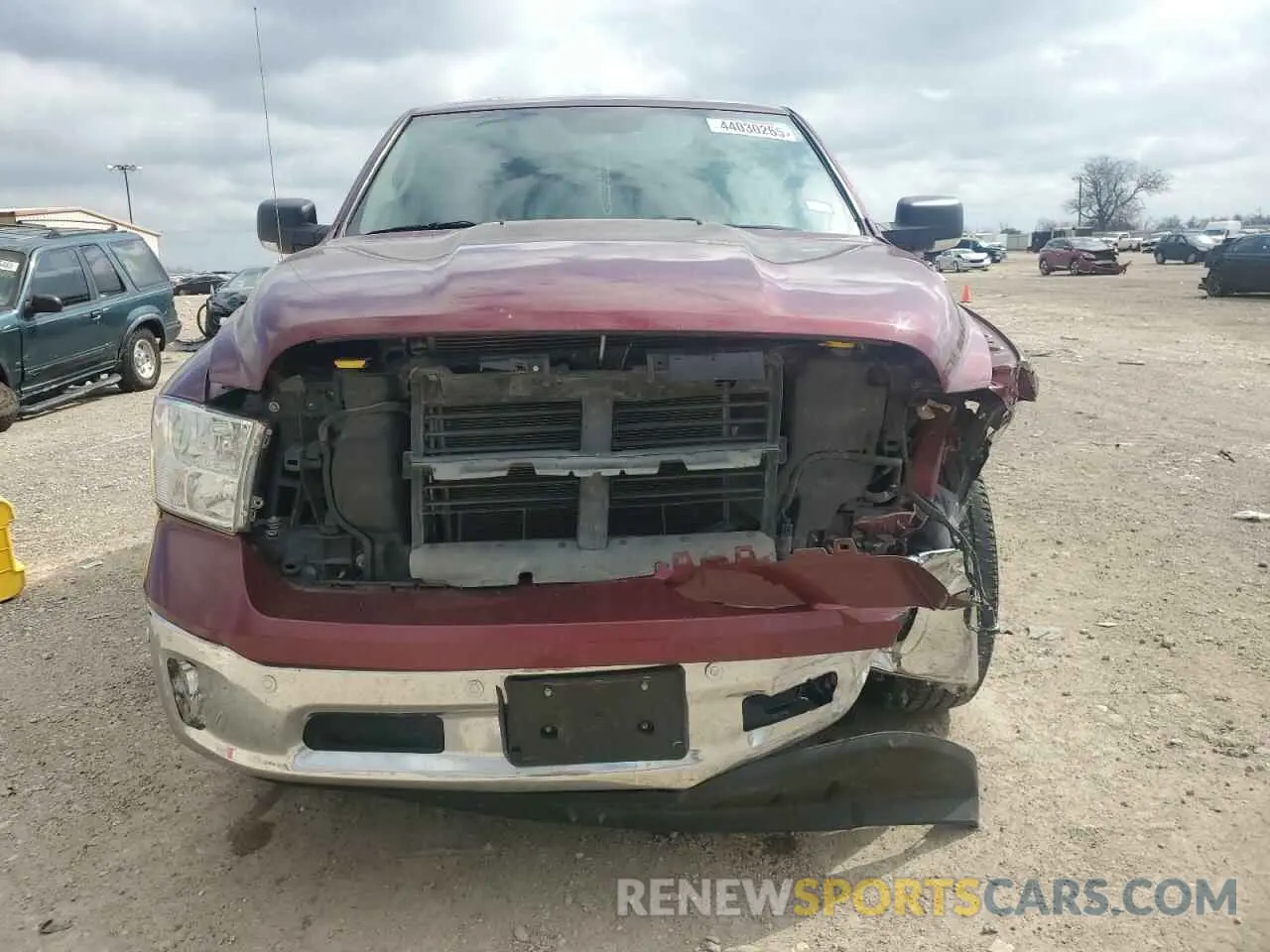 5 Photograph of a damaged car 1C6RR6LT2KS573700 RAM 1500 2019