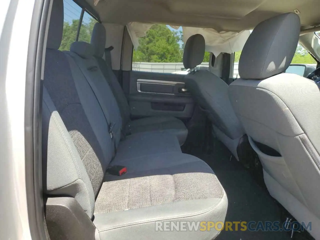 11 Photograph of a damaged car 1C6RR6LT3KS563645 RAM 1500 2019