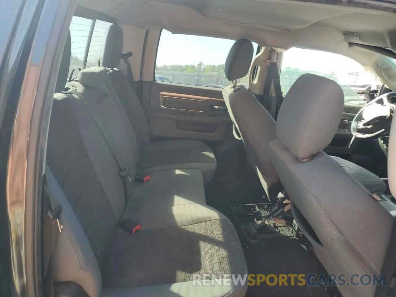 10 Photograph of a damaged car 1C6RR6LT3KS573477 RAM 1500 2019
