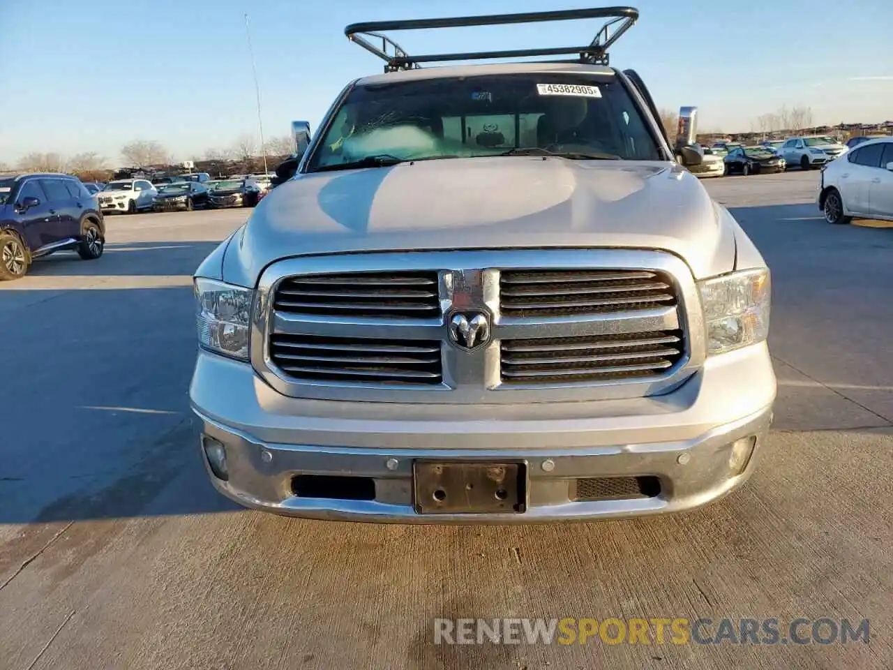 5 Photograph of a damaged car 1C6RR6LT5KS528833 RAM 1500 2019