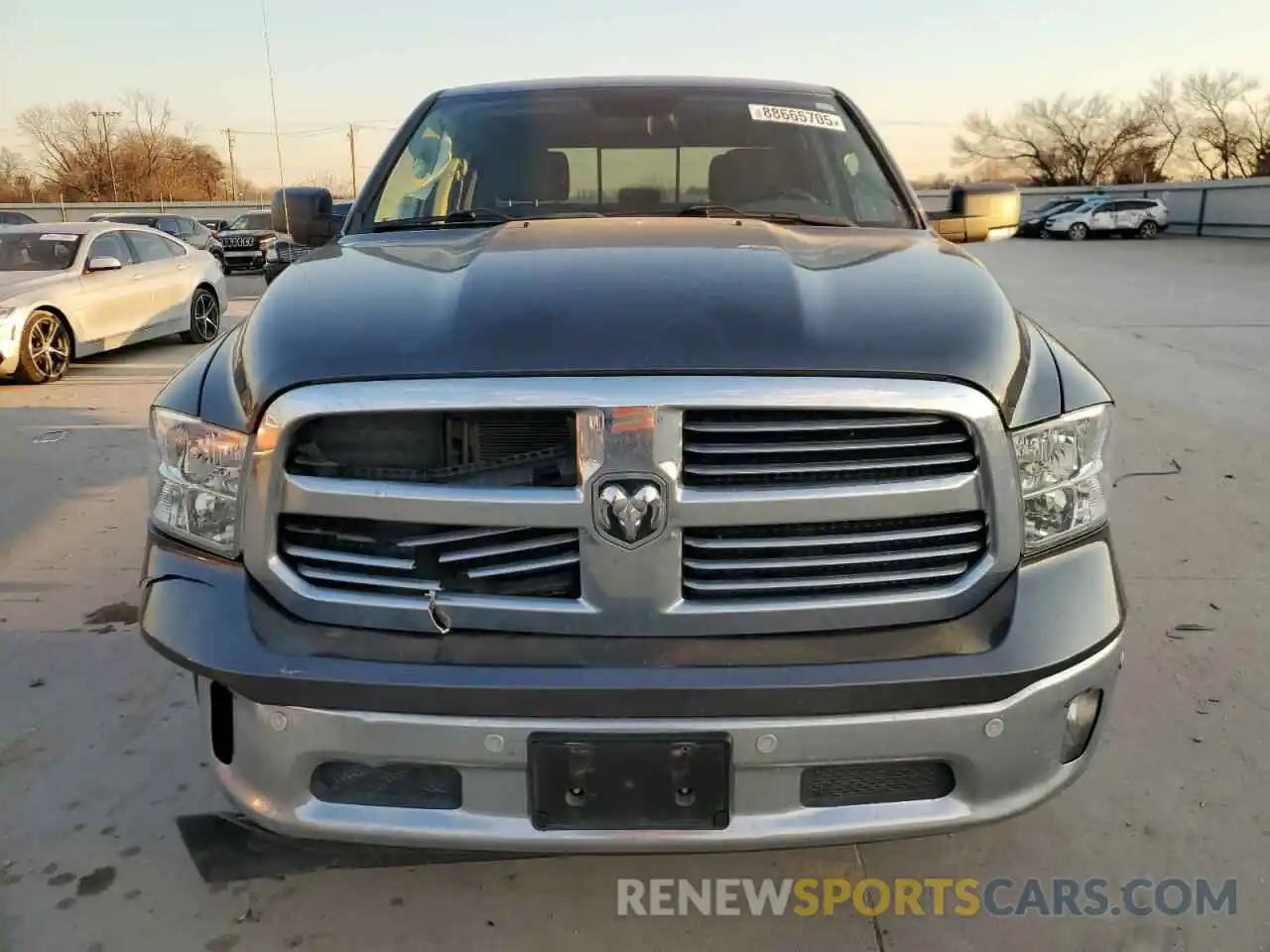 5 Photograph of a damaged car 1C6RR6LT6KS508204 RAM 1500 2019