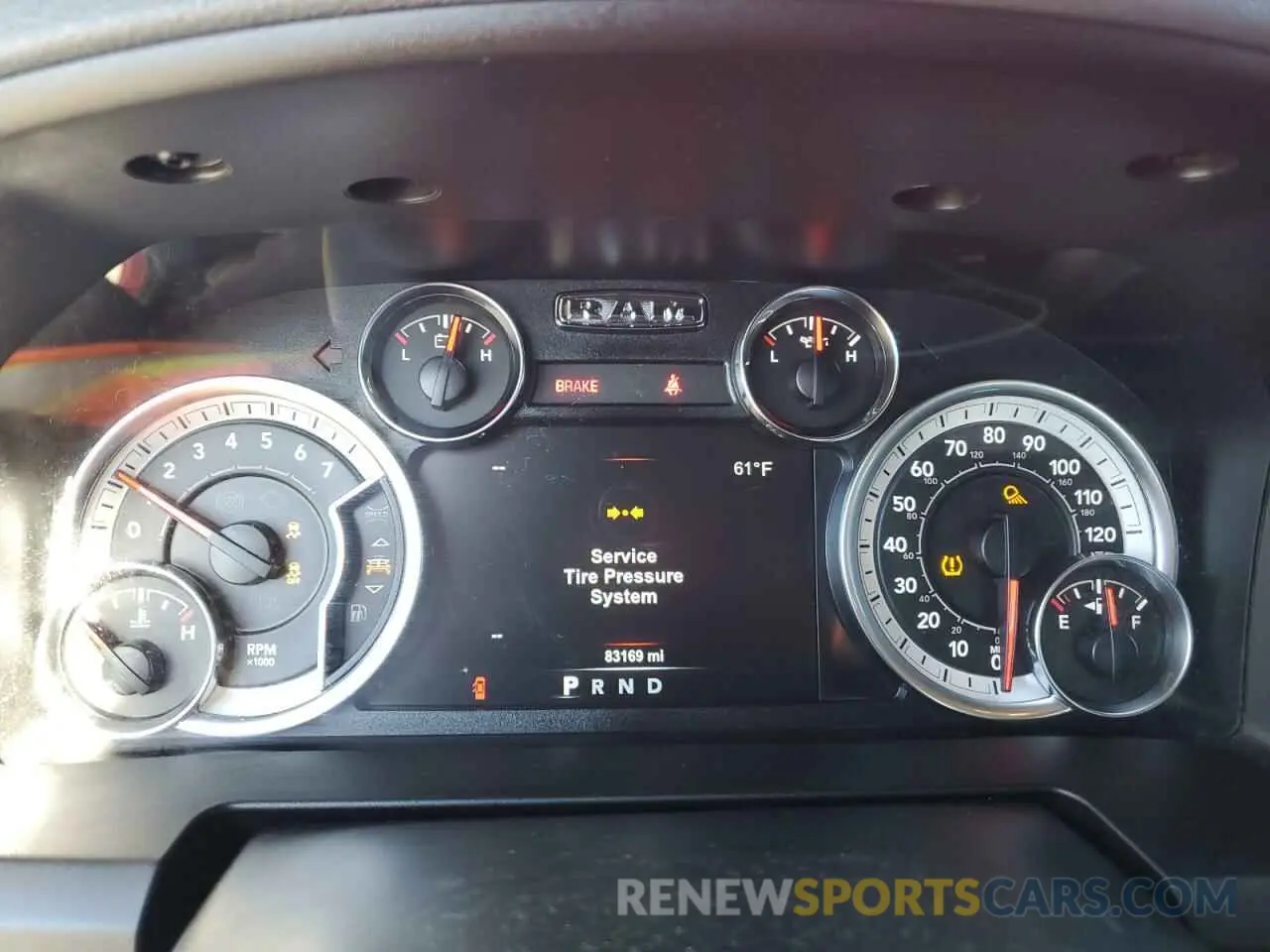 9 Photograph of a damaged car 1C6RR6LT6KS549528 RAM 1500 2019