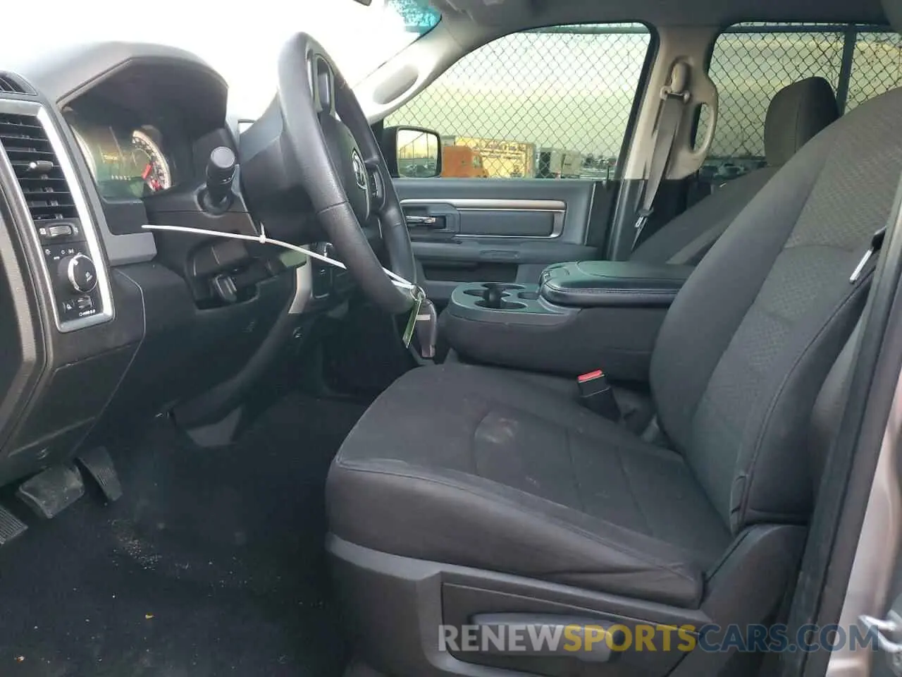 7 Photograph of a damaged car 1C6RR6LT6KS730645 RAM 1500 2019