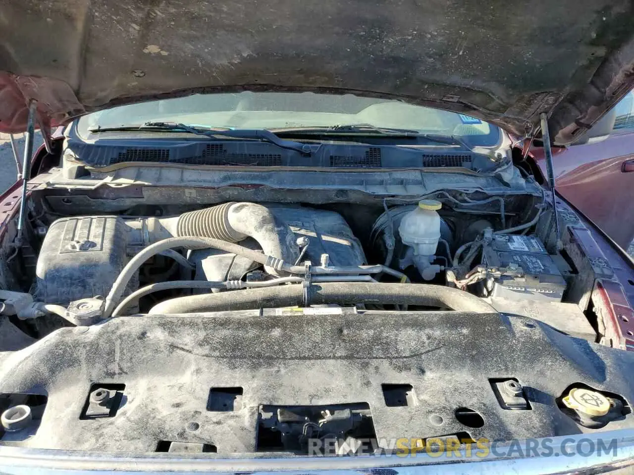 11 Photograph of a damaged car 1C6RR6LT7KS539462 RAM 1500 2019