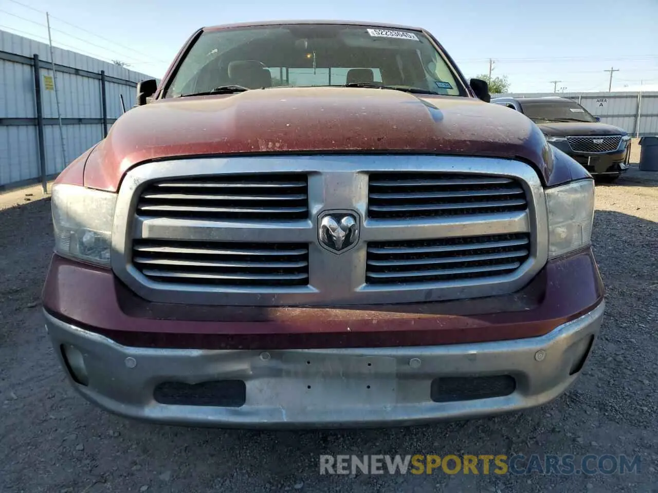 5 Photograph of a damaged car 1C6RR6LT7KS539462 RAM 1500 2019