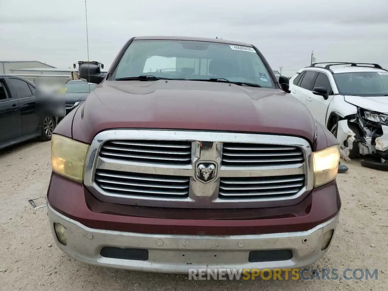 5 Photograph of a damaged car 1C6RR6LT8KS529037 RAM 1500 2019
