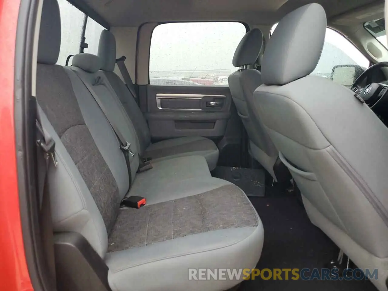 10 Photograph of a damaged car 1C6RR6LT9KS549054 RAM 1500 2019