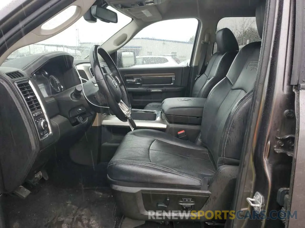 7 Photograph of a damaged car 1C6RR6NM0KS709702 RAM 1500 2019