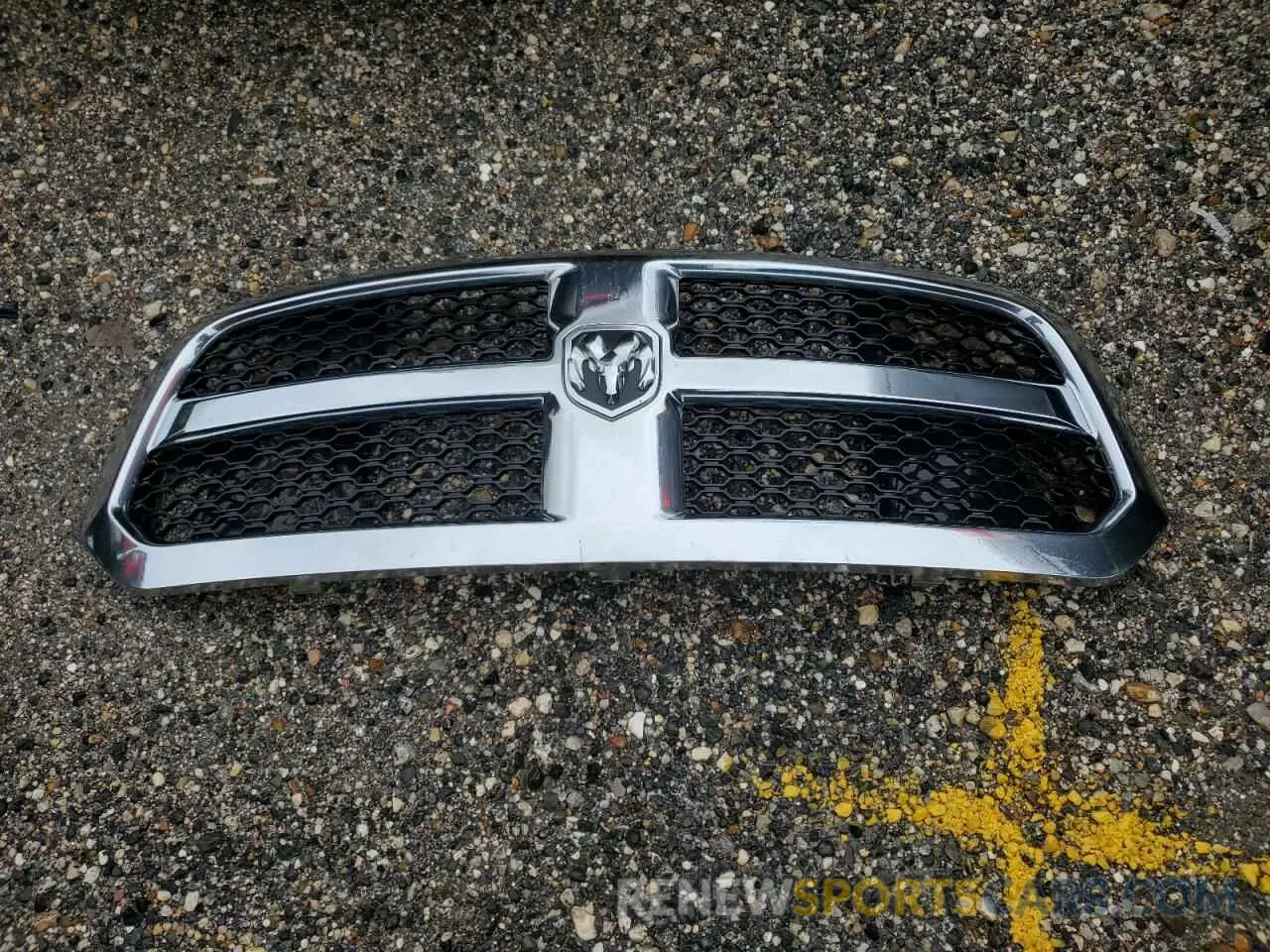 12 Photograph of a damaged car 1C6RR6TT2KS512170 RAM 1500 2019