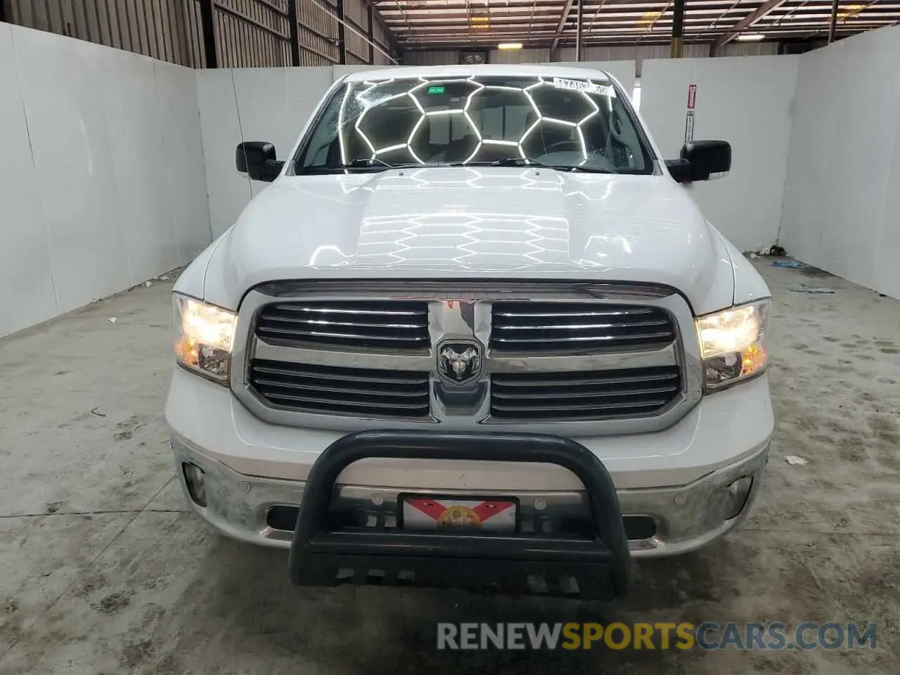 5 Photograph of a damaged car 1C6RR6TT5KS721323 RAM 1500 2019