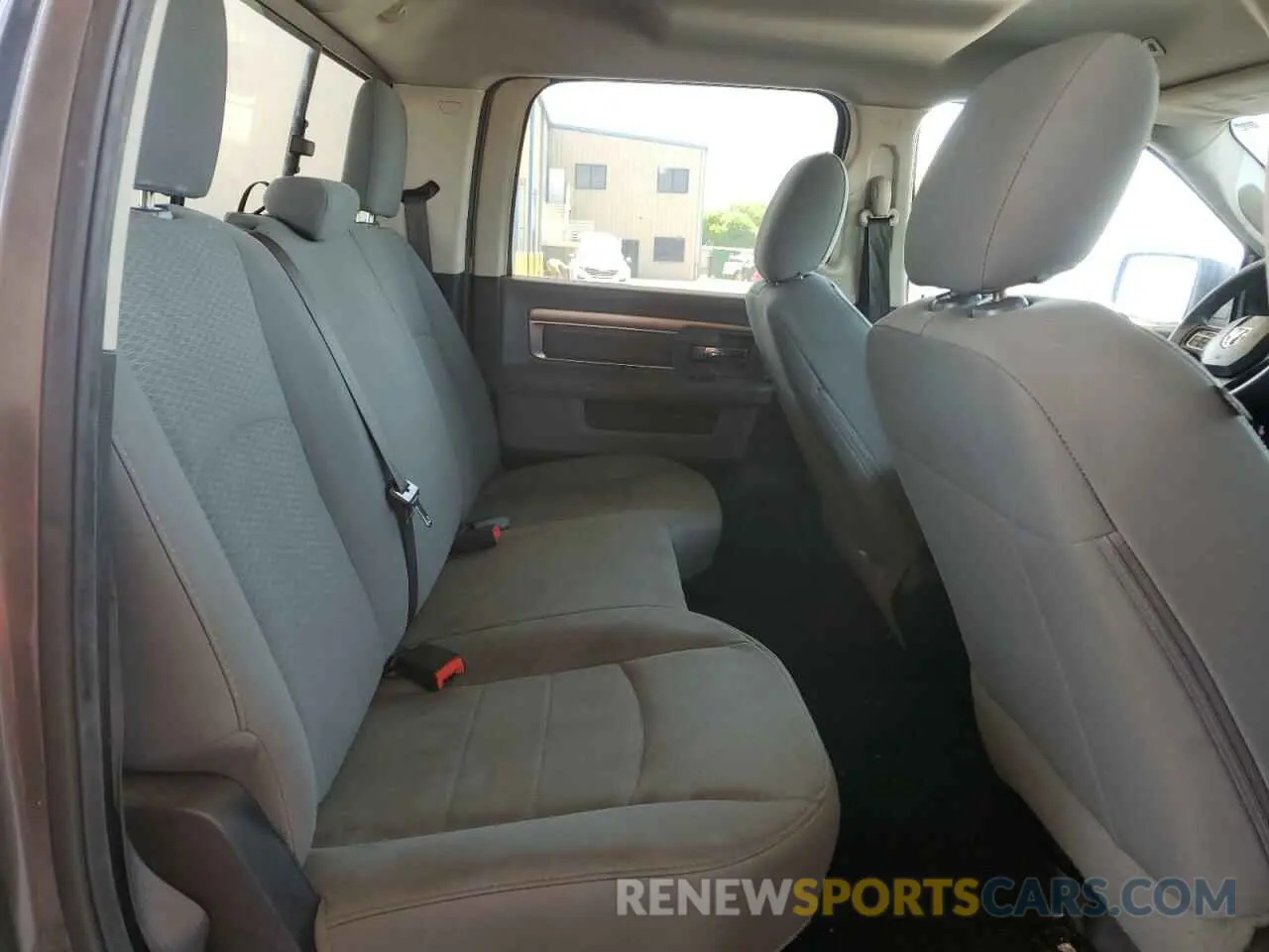 10 Photograph of a damaged car 1C6RR6TT7KS602334 RAM 1500 2019