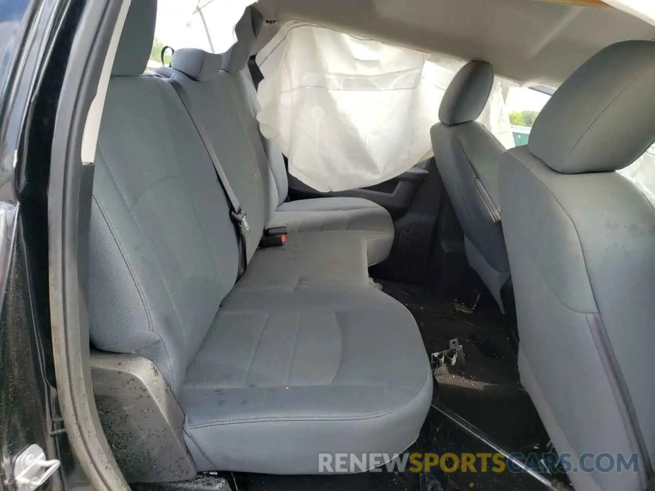 10 Photograph of a damaged car 1C6RR6TTXKS509646 RAM 1500 2019
