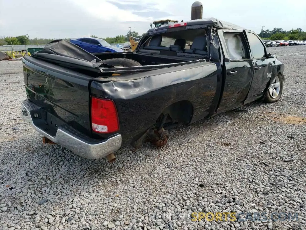 3 Photograph of a damaged car 1C6RR6TTXKS509646 RAM 1500 2019