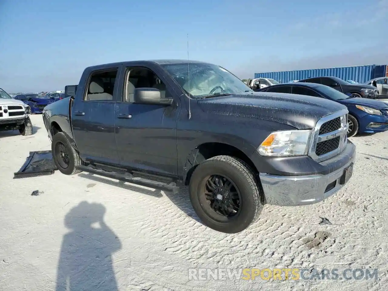 4 Photograph of a damaged car 1C6RR6TTXKS561732 RAM 1500 2019