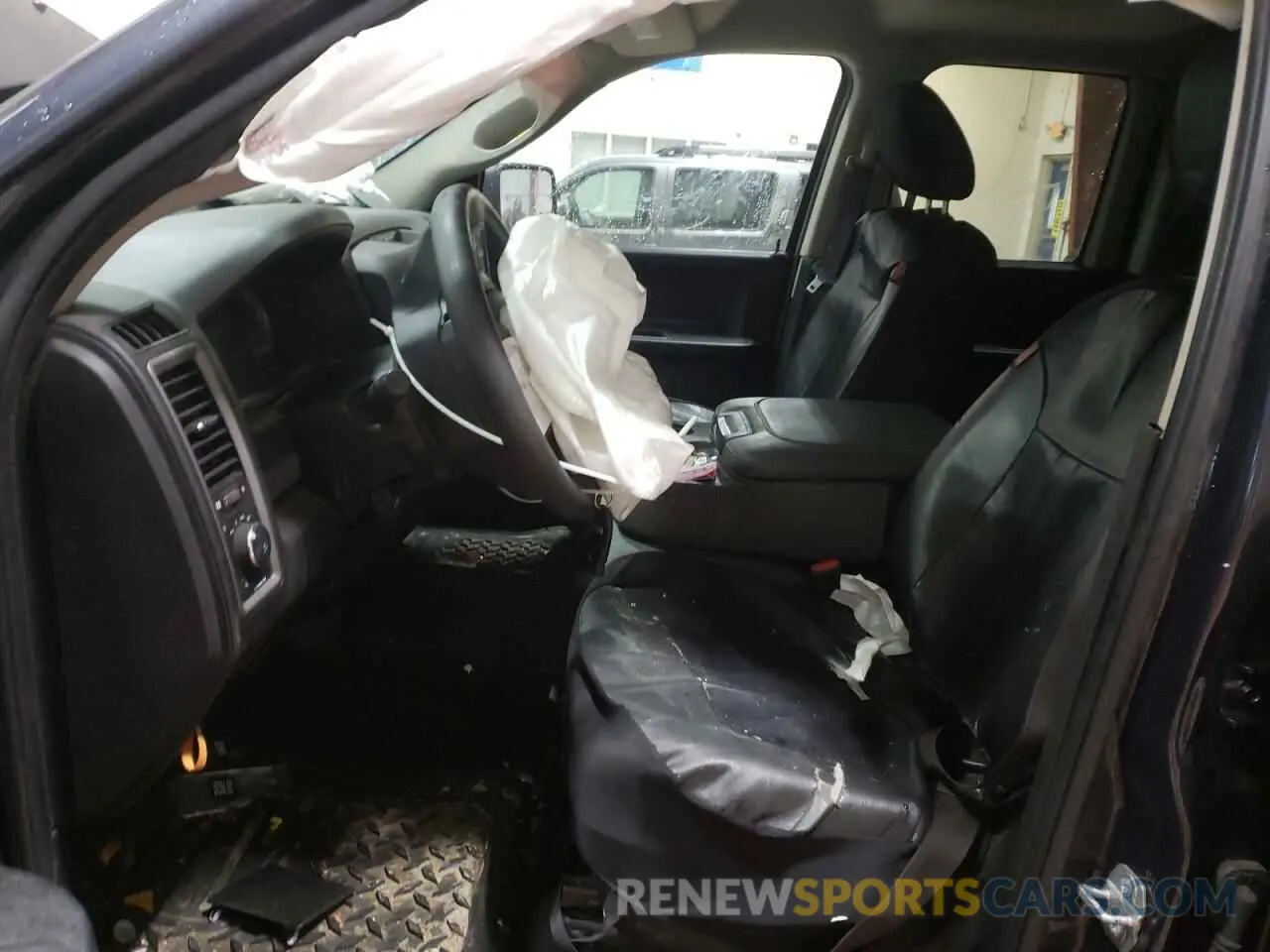 7 Photograph of a damaged car 1C6RR7FG0KS705471 RAM 1500 2019