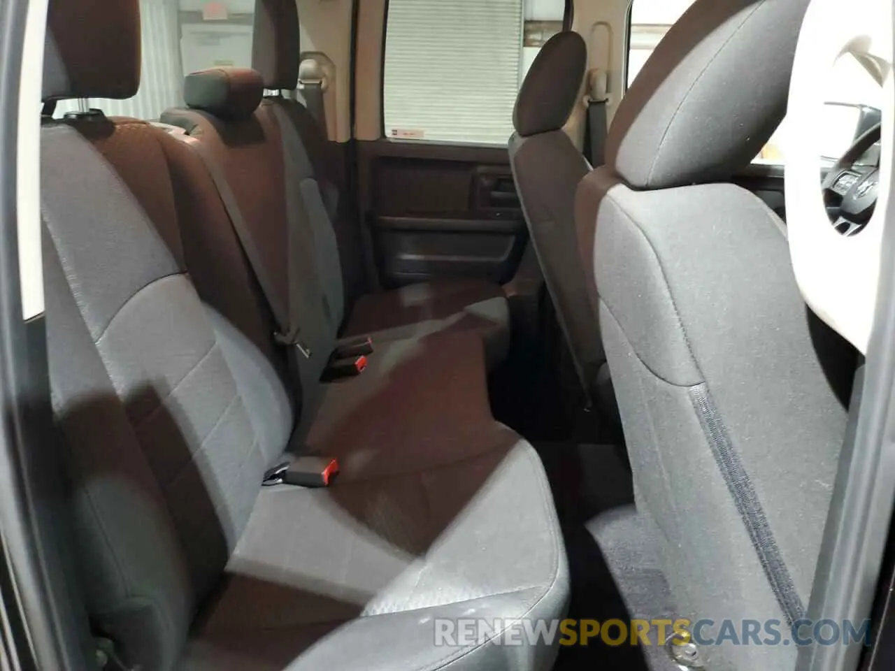 10 Photograph of a damaged car 1C6RR7FG4KS502972 RAM 1500 2019