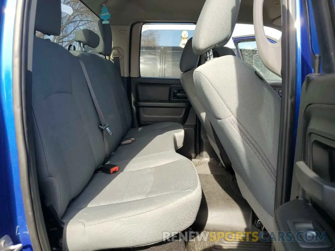 10 Photograph of a damaged car 1C6RR7FG8KS612715 RAM 1500 2019