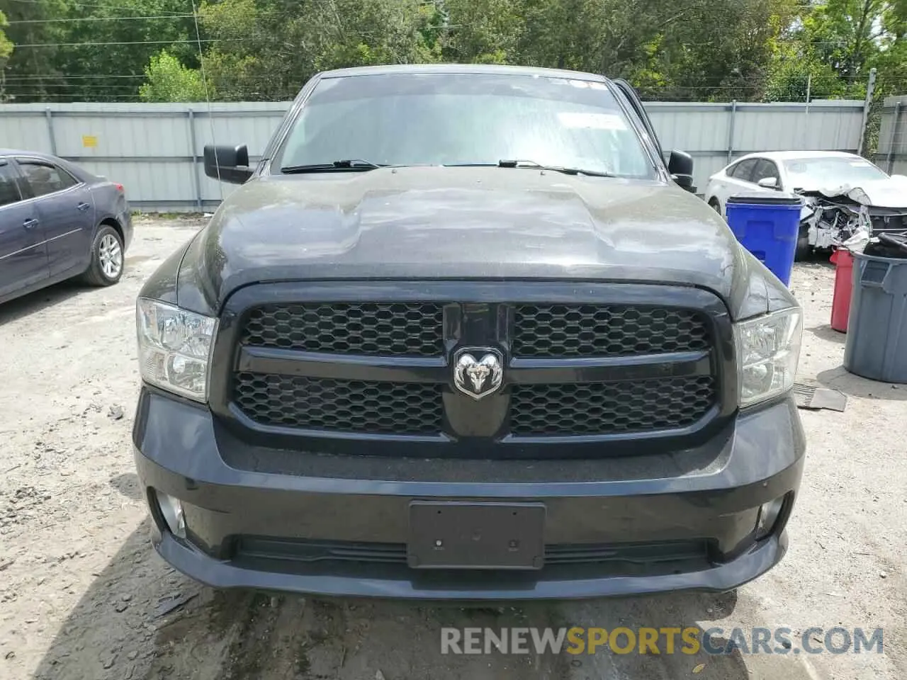 5 Photograph of a damaged car 1C6RR7FG9KS569891 RAM 1500 2019