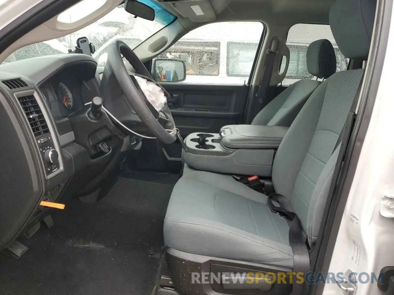 7 Photograph of a damaged car 1C6RR7FT0KS601432 RAM 1500 2019
