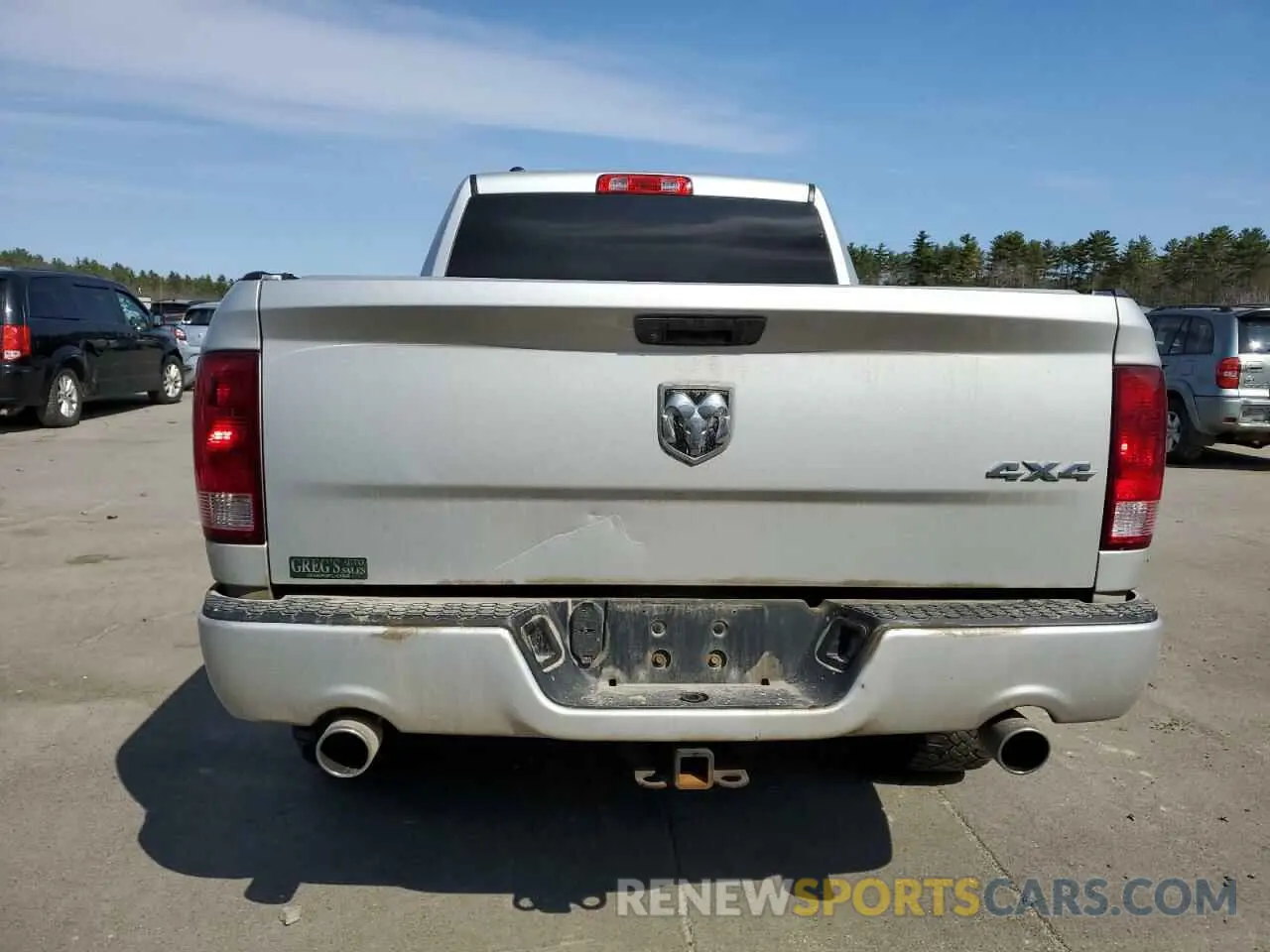 6 Photograph of a damaged car 1C6RR7FT1KS517572 RAM 1500 2019