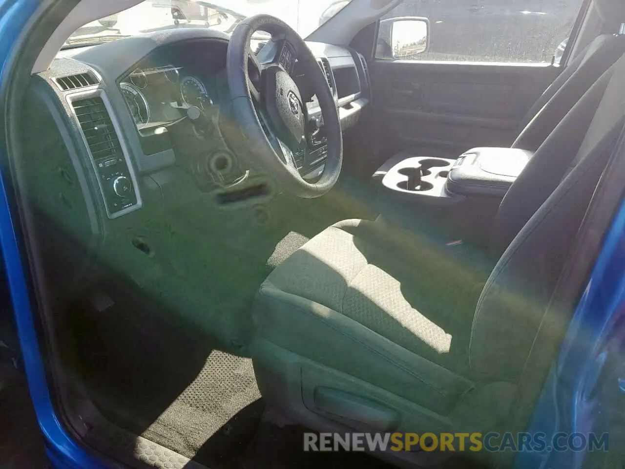 7 Photograph of a damaged car 1C6RR7FT3KS638474 RAM 1500 2019