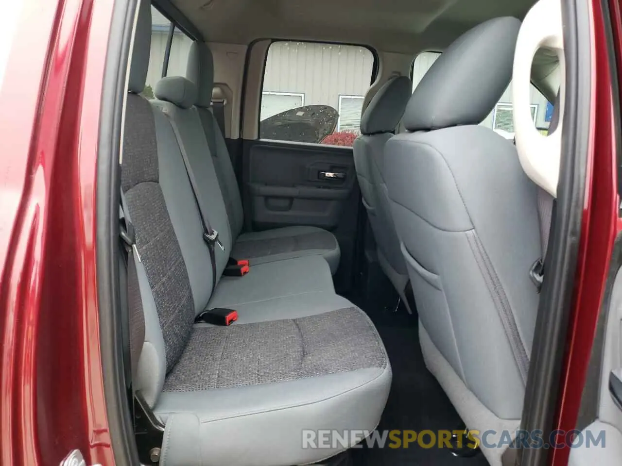 10 Photograph of a damaged car 1C6RR7GT1KS635748 RAM 1500 2019