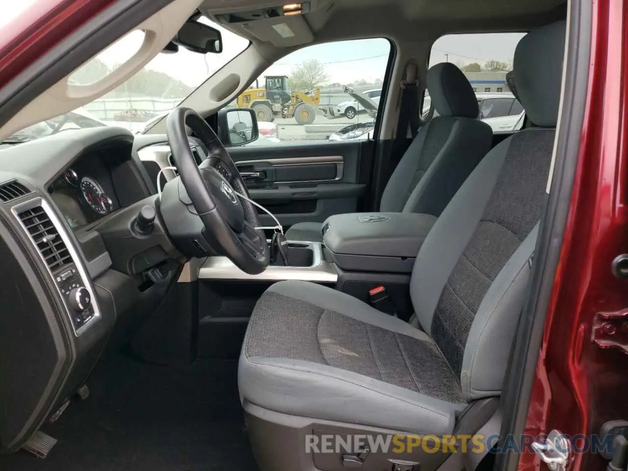 7 Photograph of a damaged car 1C6RR7GT1KS635748 RAM 1500 2019