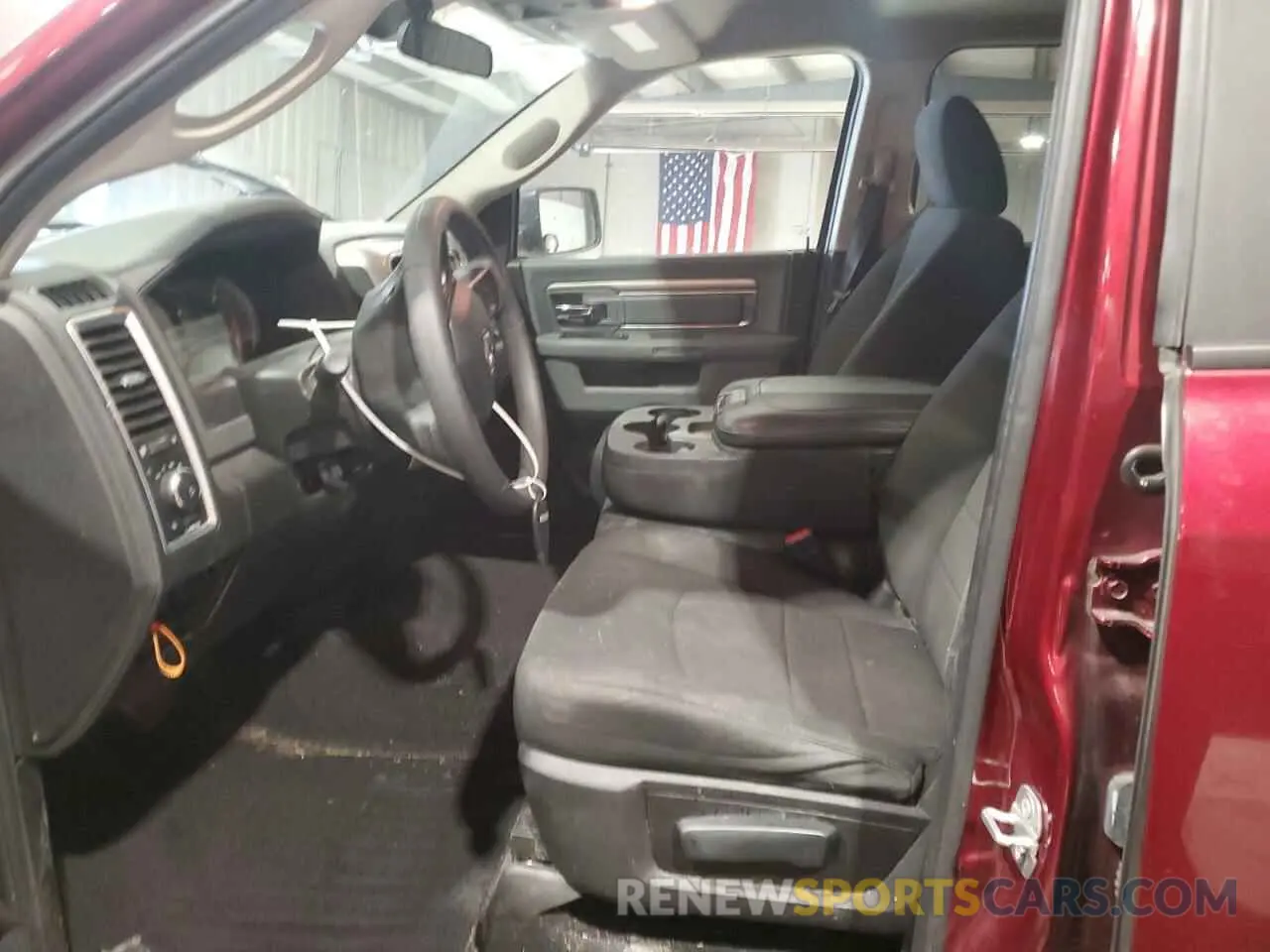 7 Photograph of a damaged car 1C6RR7GT1KS636916 RAM 1500 2019