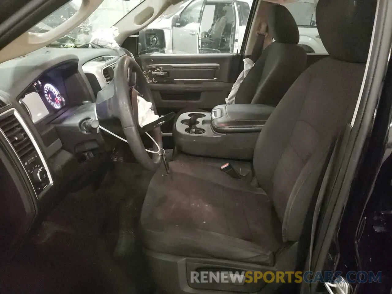 7 Photograph of a damaged car 1C6RR7GT5KS725792 RAM 1500 2019