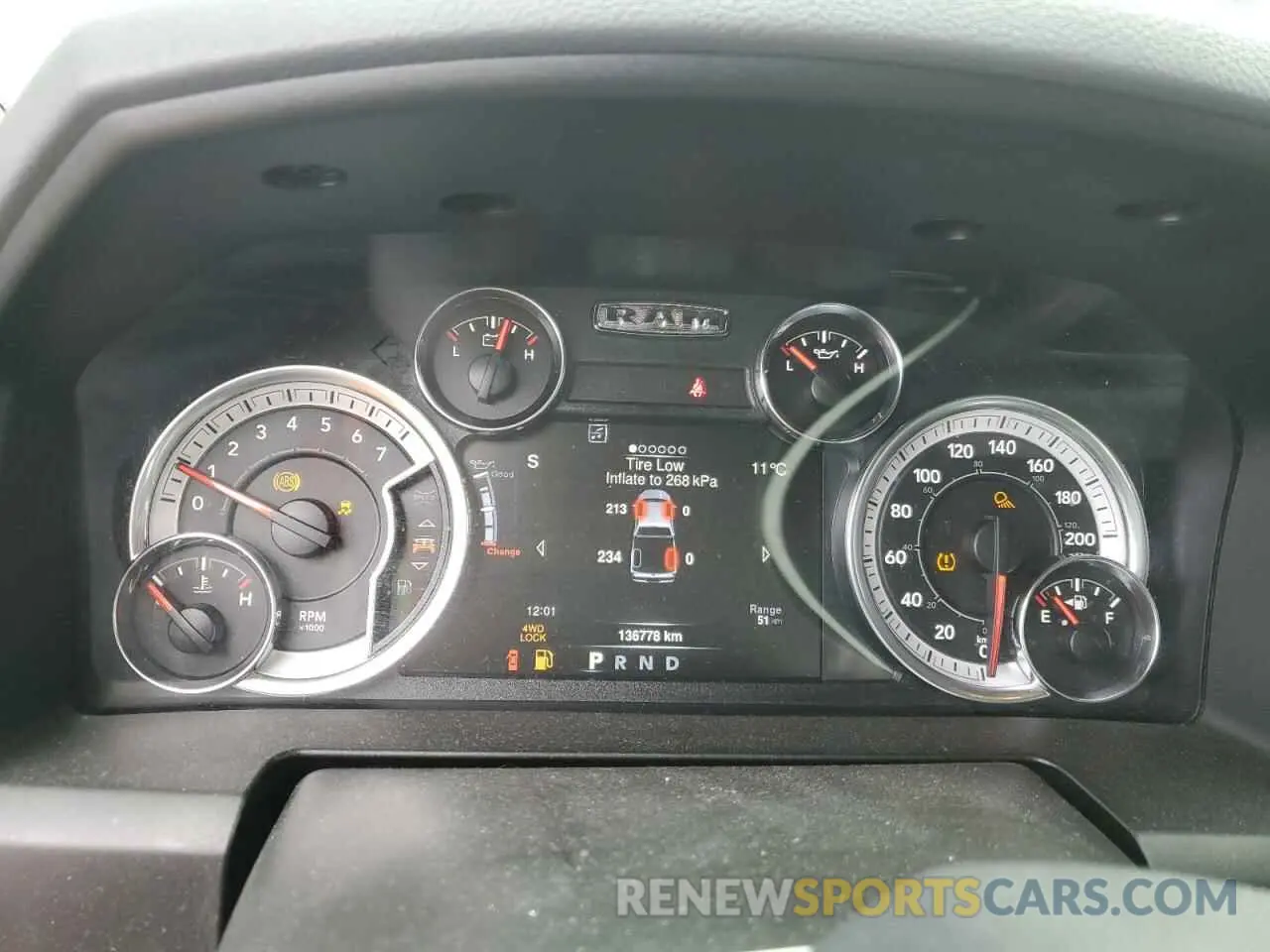 9 Photograph of a damaged car 1C6RR7GT7KS673565 RAM 1500 2019
