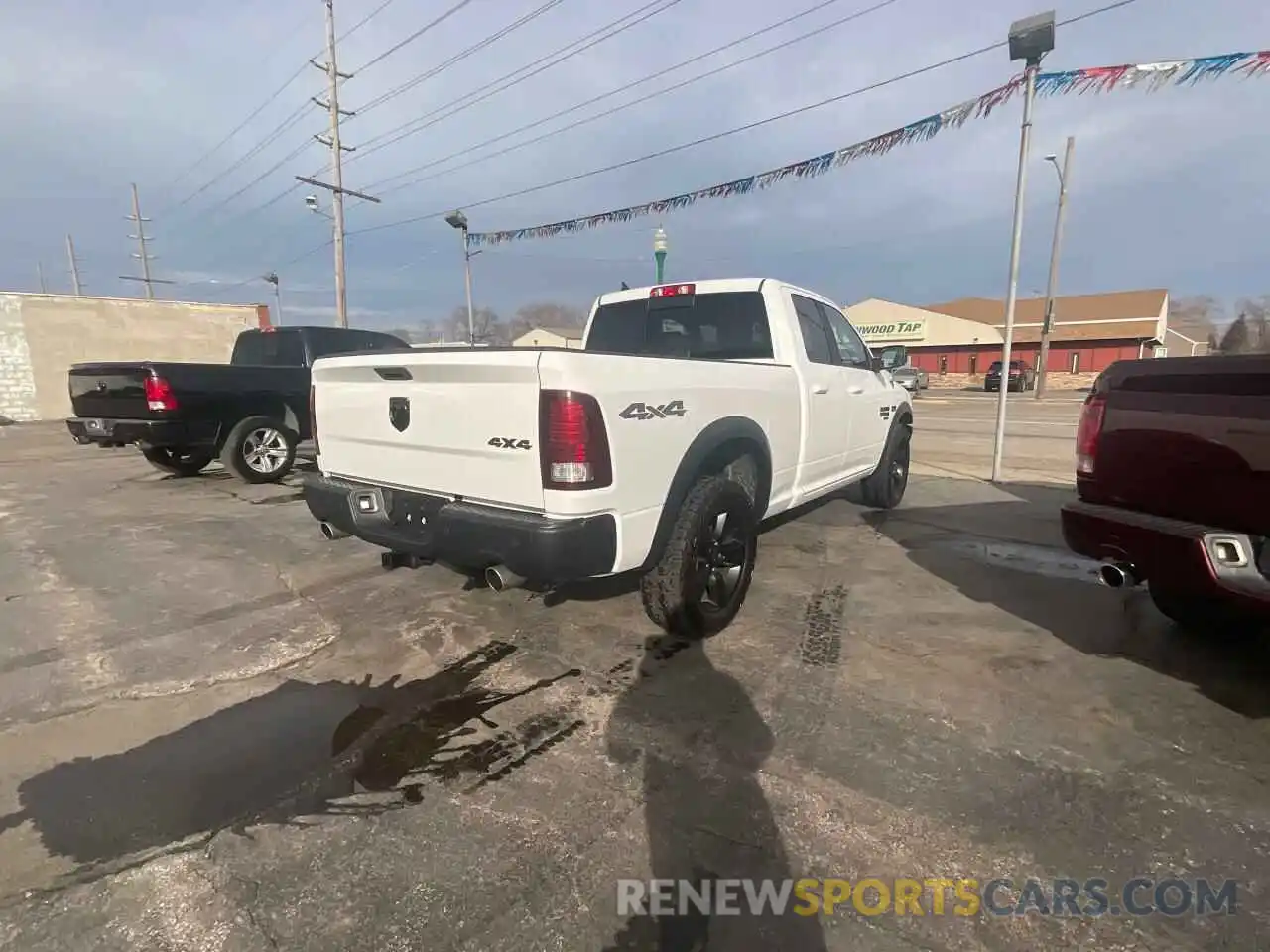 4 Photograph of a damaged car 1C6RR7GT9KS617420 RAM 1500 2019