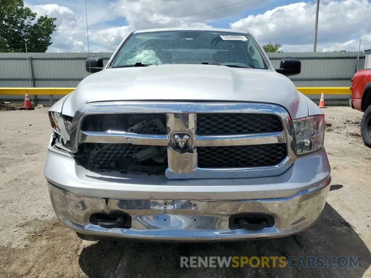 5 Photograph of a damaged car 1C6RR7KG3KS501933 RAM 1500 2019