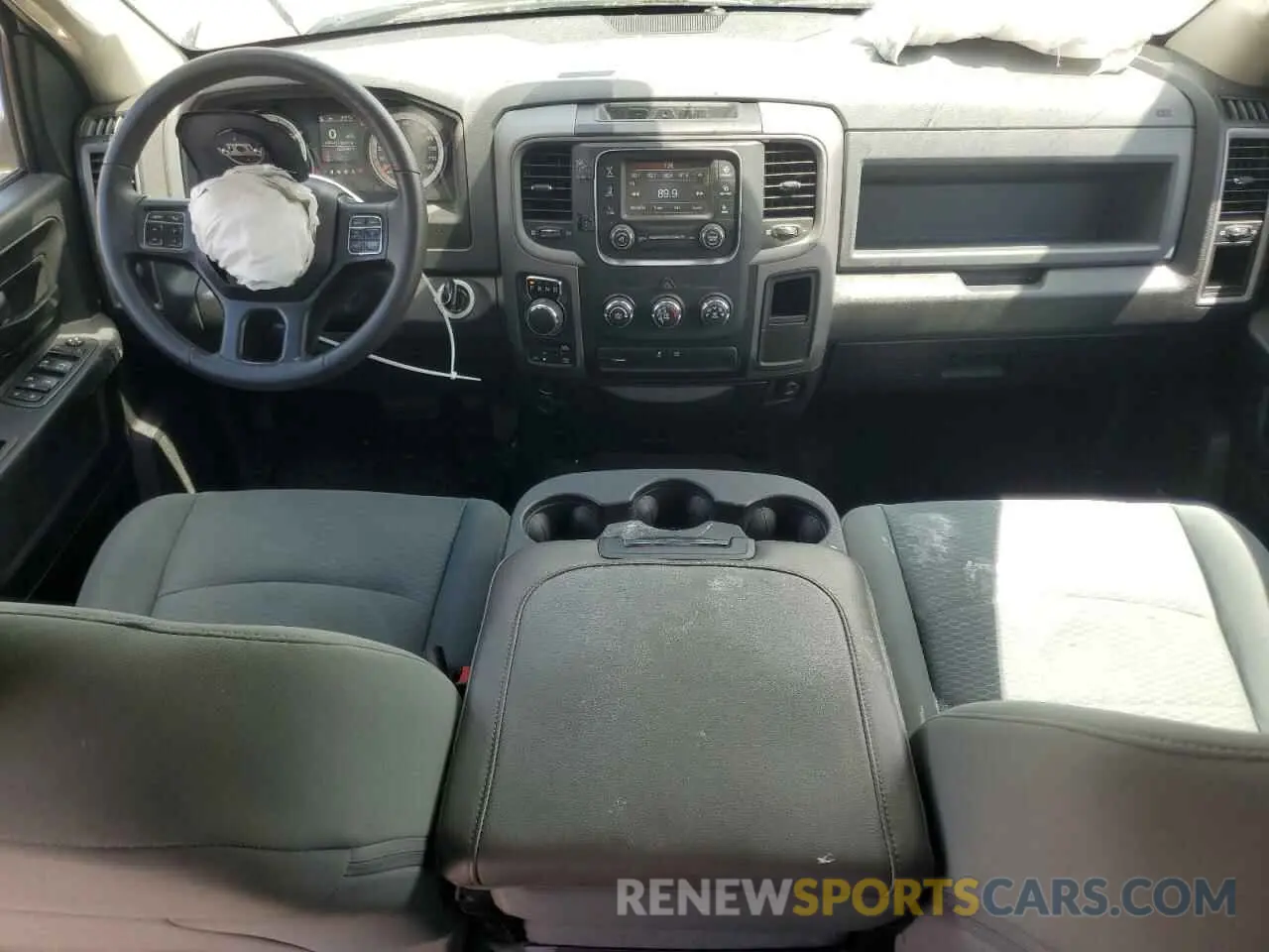 8 Photograph of a damaged car 1C6RR7KG3KS501933 RAM 1500 2019