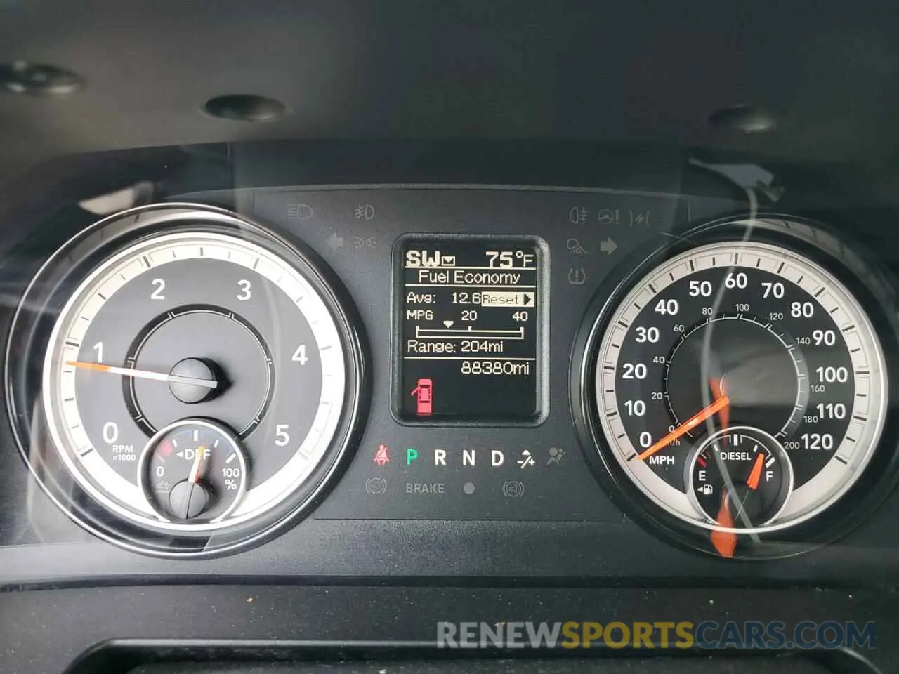 9 Photograph of a damaged car 1C6RR7KM3KS682392 RAM 1500 2019