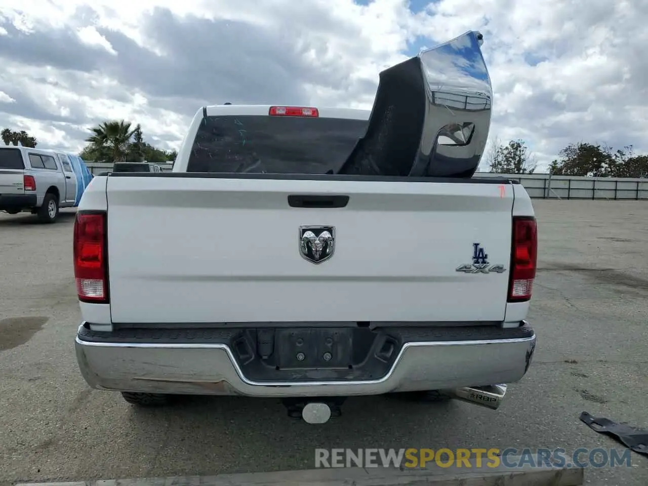 6 Photograph of a damaged car 1C6RR7KM9KS725388 RAM 1500 2019