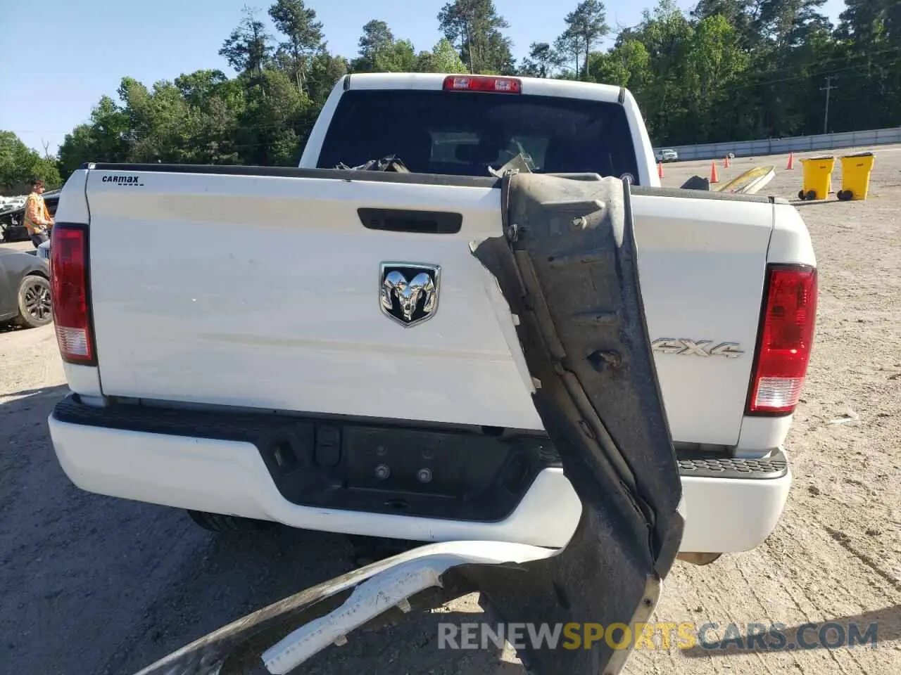 6 Photograph of a damaged car 1C6RR7KT3KS532774 RAM 1500 2019