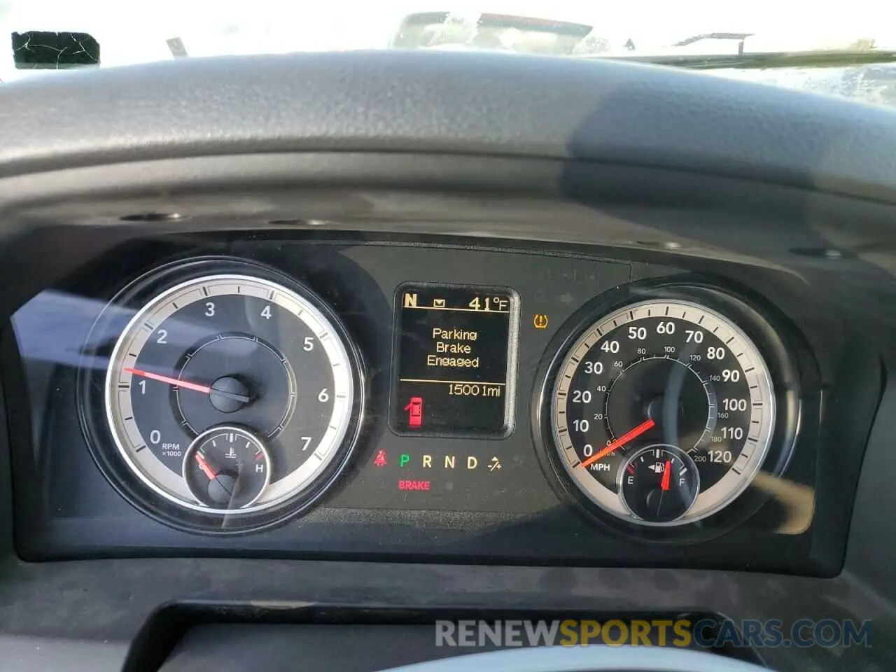 9 Photograph of a damaged car 1C6RR7KT3KS546898 RAM 1500 2019