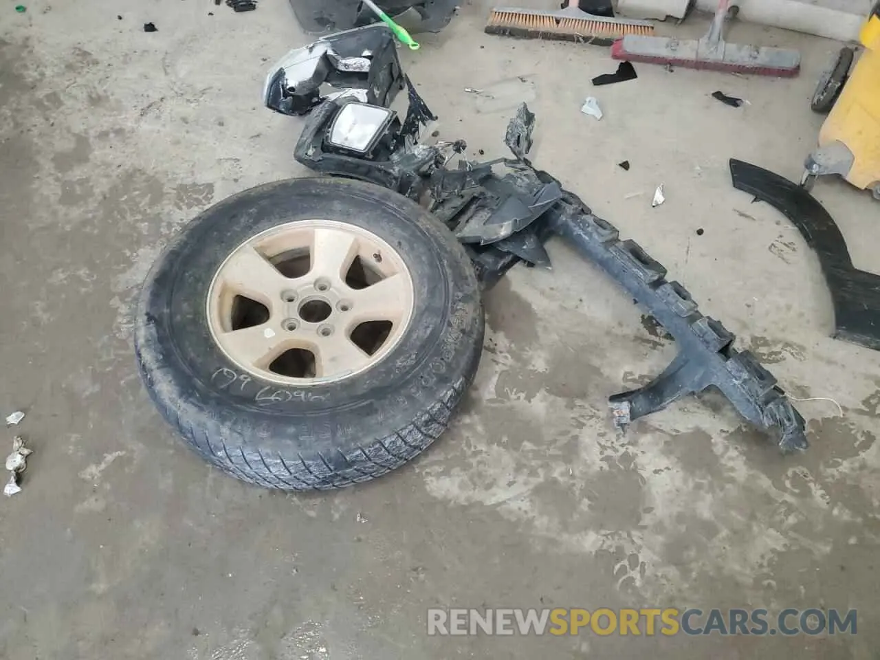 12 Photograph of a damaged car 1C6RR7KT4KS527888 RAM 1500 2019