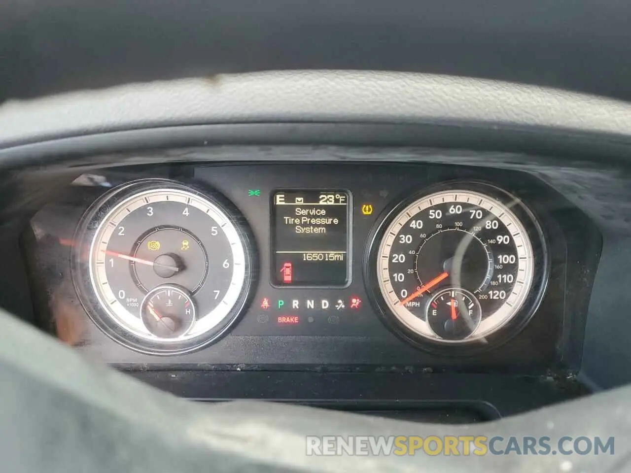 9 Photograph of a damaged car 1C6RR7KT4KS527888 RAM 1500 2019
