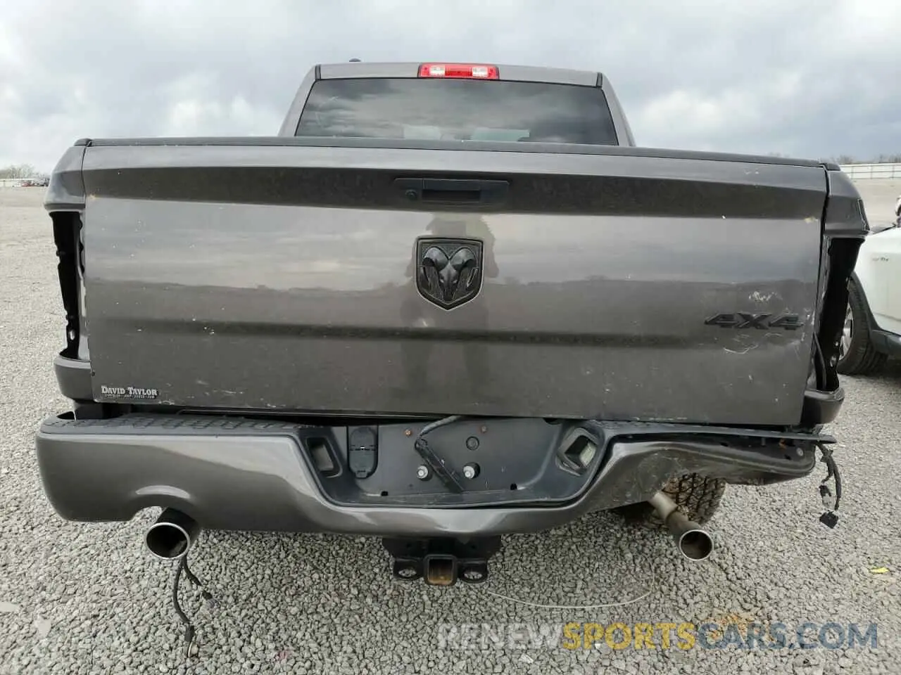 6 Photograph of a damaged car 1C6RR7KT8KS502282 RAM 1500 2019