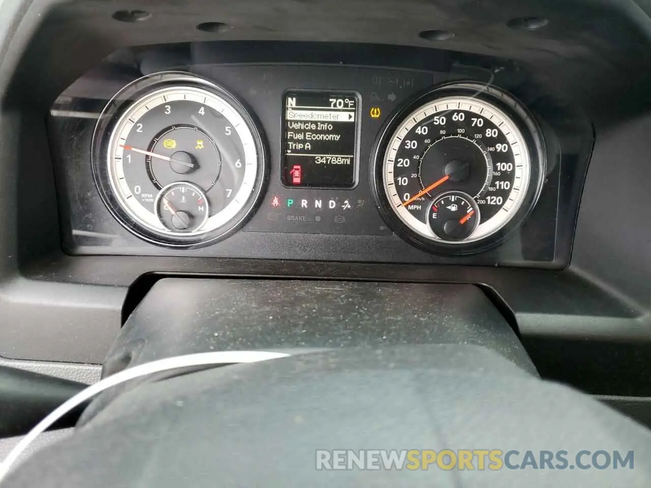 9 Photograph of a damaged car 1C6RR7KT8KS502282 RAM 1500 2019