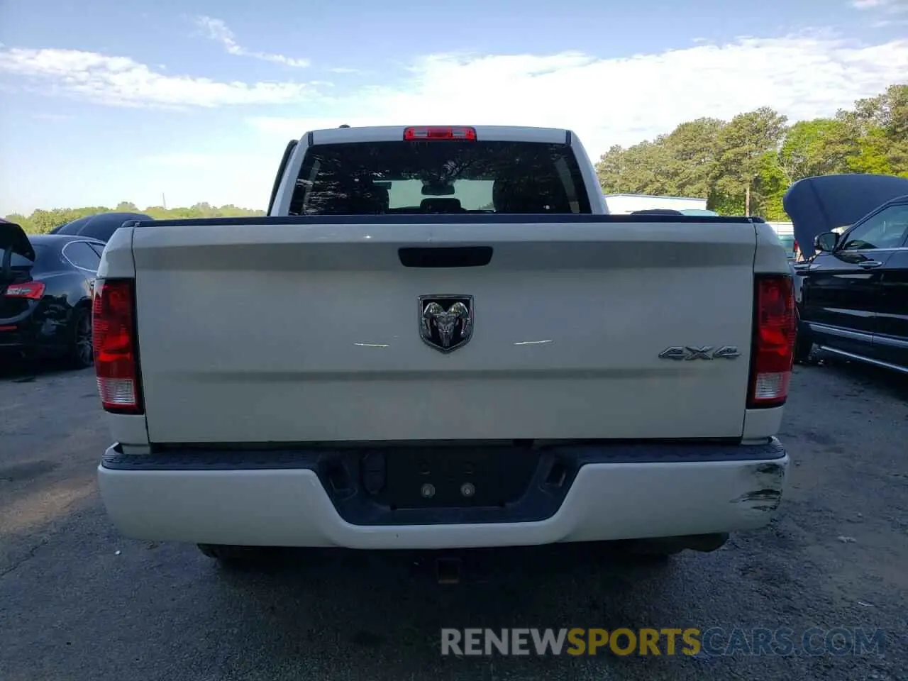 6 Photograph of a damaged car 1C6RR7KT9KS646990 RAM 1500 2019
