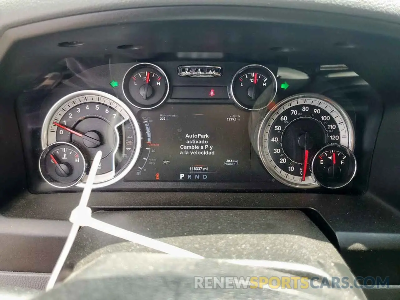 9 Photograph of a damaged car 1C6RR7LG2KS592661 RAM 1500 2019