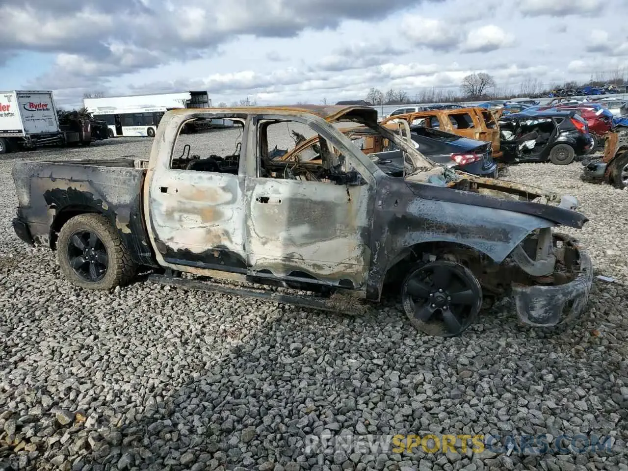 4 Photograph of a damaged car 1C6RR7LM0KS669257 RAM 1500 2019