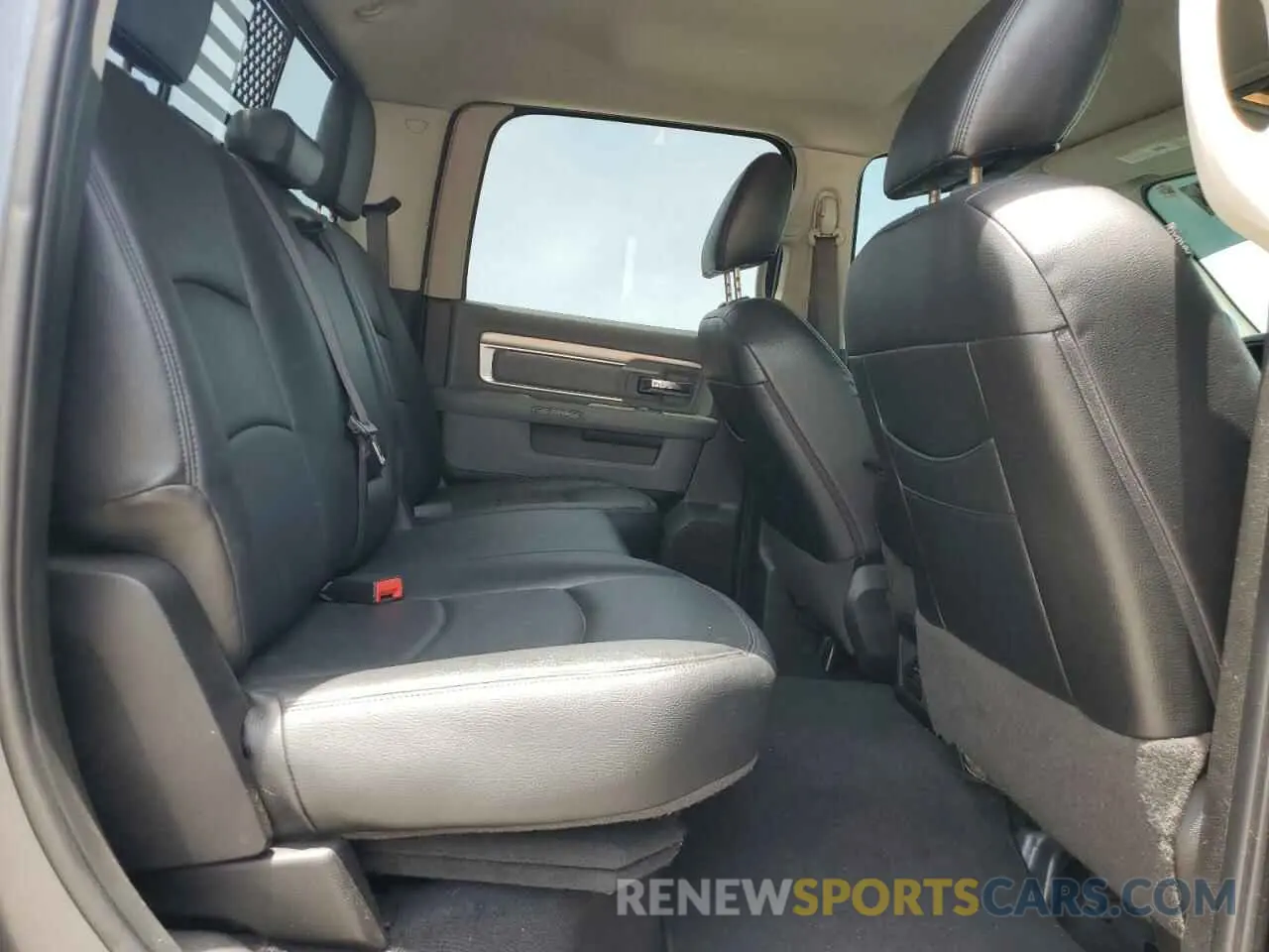 10 Photograph of a damaged car 1C6RR7LT0KS688026 RAM 1500 2019