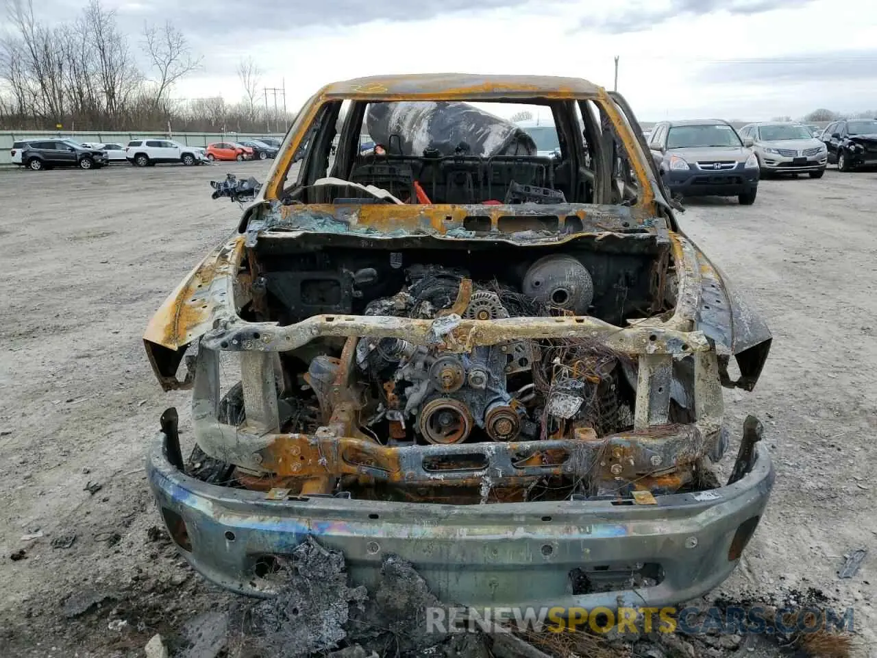 5 Photograph of a damaged car 1C6RR7LT1KS727612 RAM 1500 2019